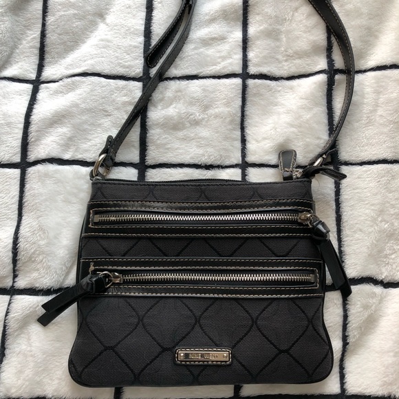 Purse - Picture 1 of 1